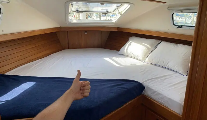 cliente satisfecho con nuestros colchones para barcos